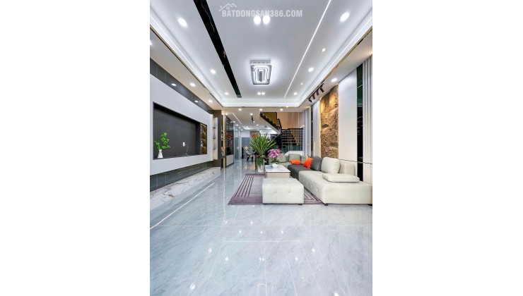 Nhà 5x20 ngay KDT 5 sao giá 2.4 tỷ còn thương lượng